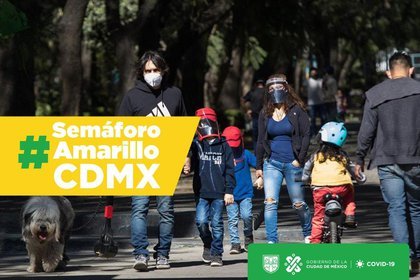 QUINCUAGÉSIMO SÉPTIMO AVISO POR EL QUE SE DA A CONOCER EL COLOR DEL SEMÁFORO EPIDEMIOLÓGICO DE LA CIUDAD DE MÉXICO, ASÍ COMO LAS MEDIDAS DE PROTECCIÓN A LA SALUD QUE DEBERÁN OBSERVARSE DERIVADO DE LA EMERGENCIA SANITARIA POR COVID-19